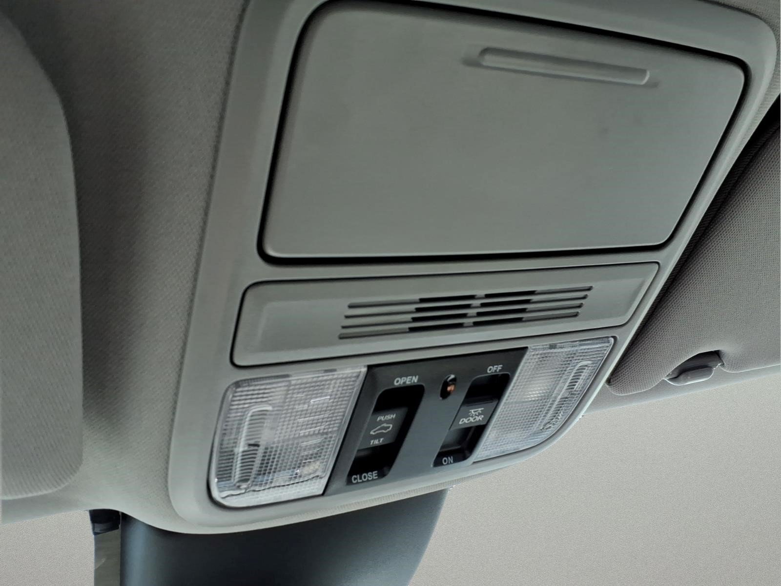 Certified 2024 Honda Odyssey EX-L image 24