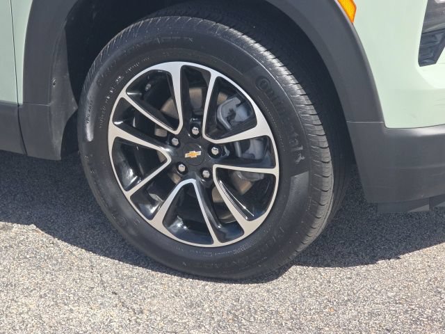 Used 2026 Chevrolet TrailBlazer LT AWD/4WD image 9