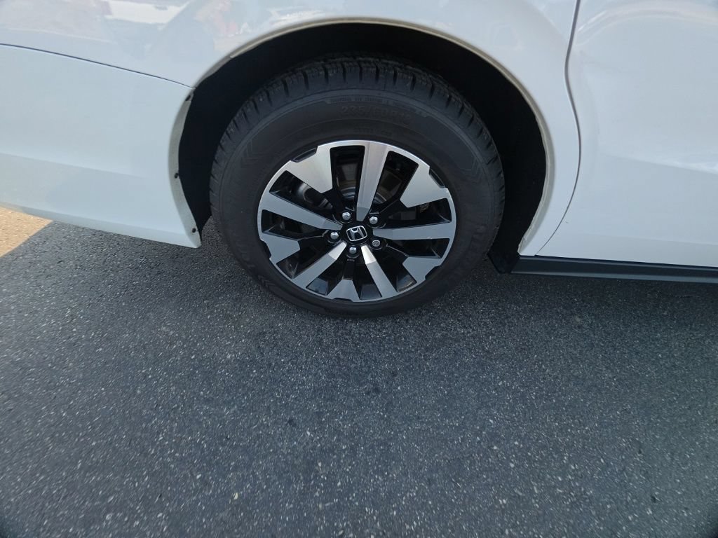 Used 2025 Honda Odyssey EX-L image 9