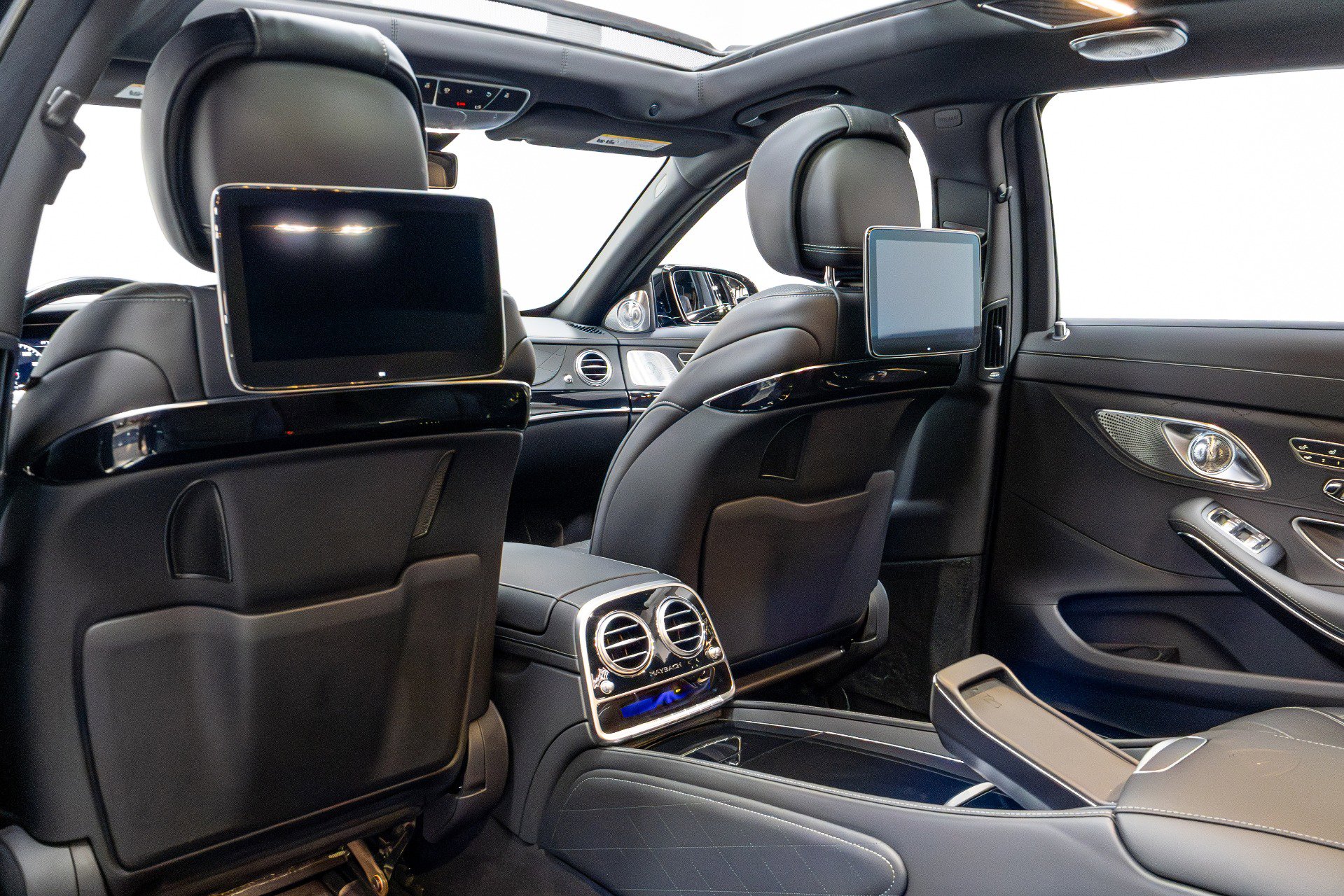 Used 2020 Mercedes-Benz Maybach S 650 image 42
