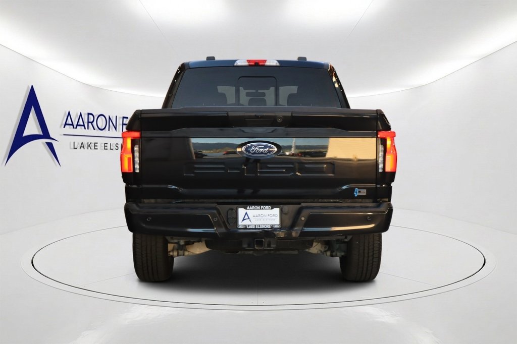 Used 2023 Ford F150 Lightning XLT AWD/4WD image 5