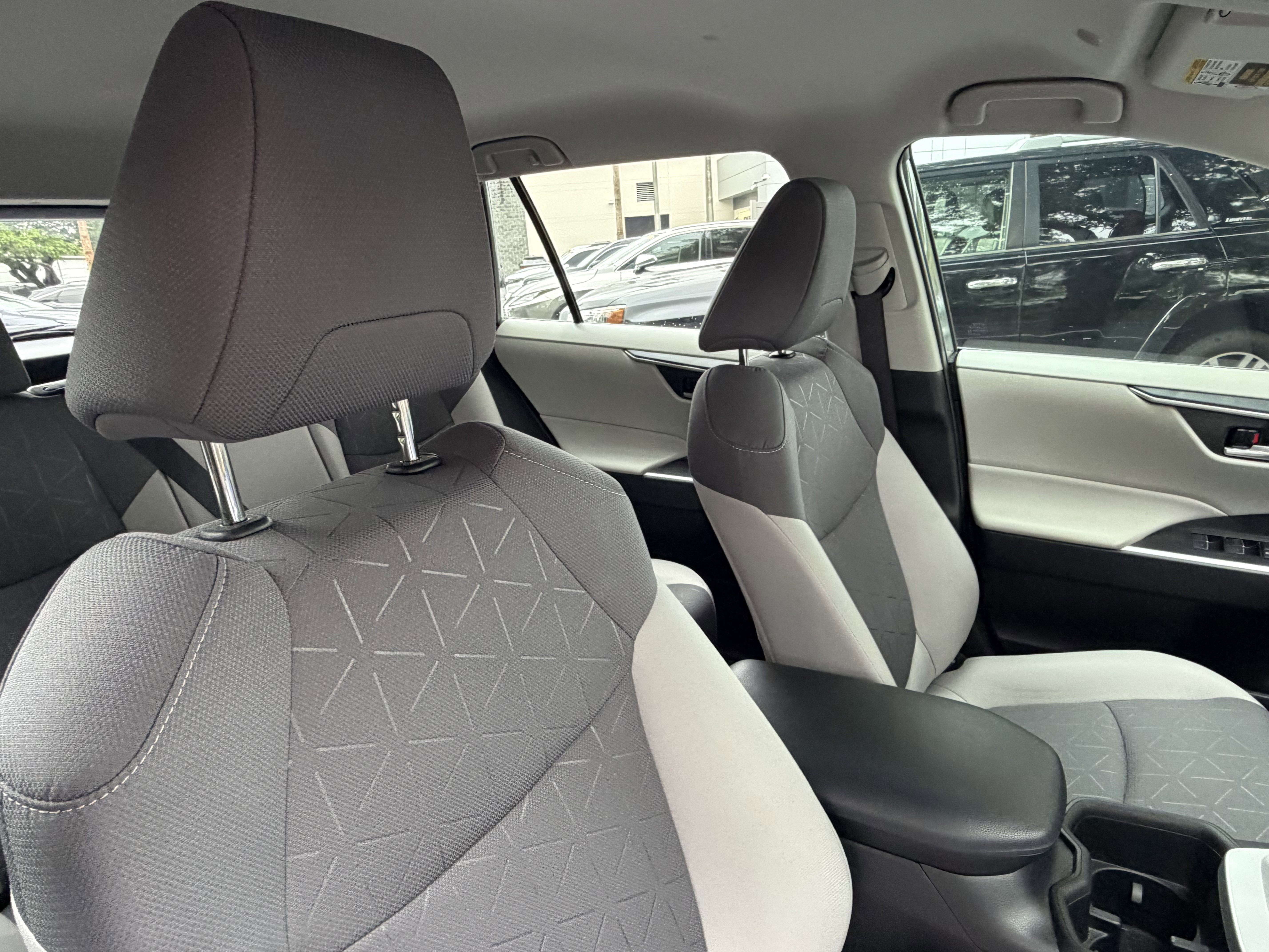 Used 2023 Toyota RAV4 XLE FWD image 45