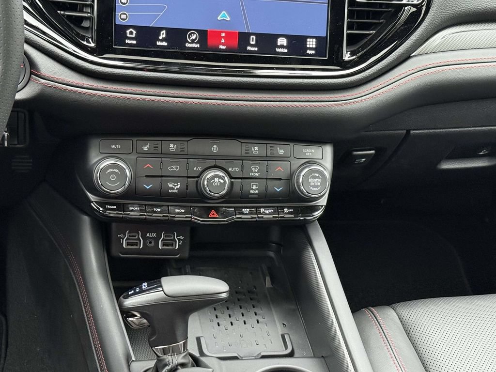 New 2026 Dodge Durango GT w/ Tow 'N Go Package AWD/4WD image 22