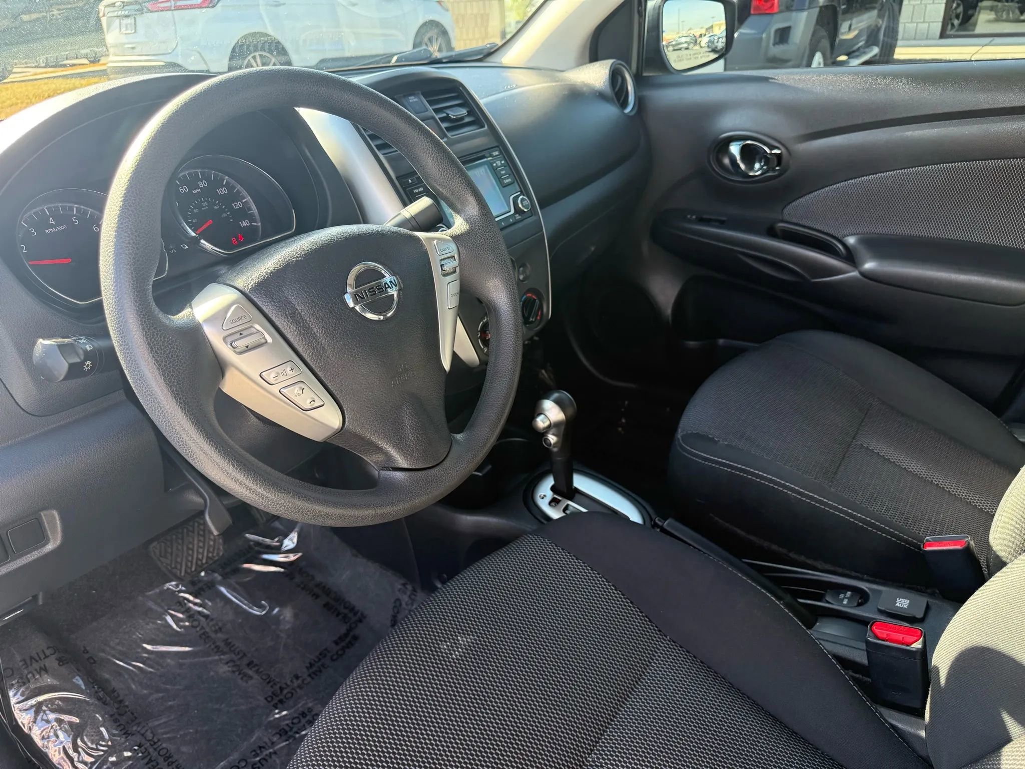 Used 2016 Nissan Versa SV image 8