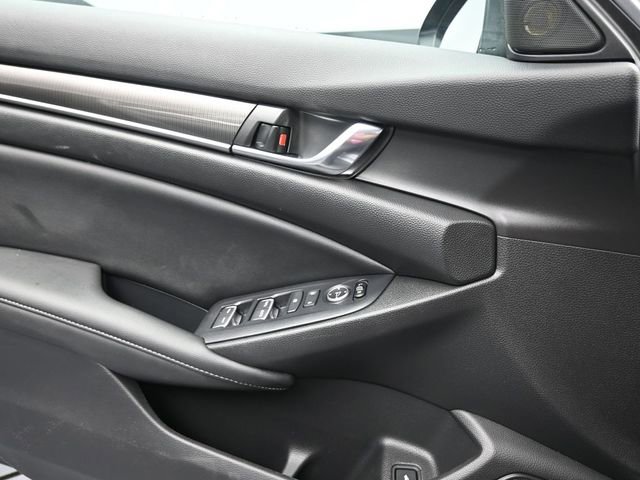 Used 2022 Honda Accord Sport image 11
