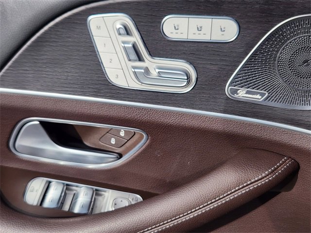 Certified 2023 Mercedes-Benz GLS 450 4MATIC image 11