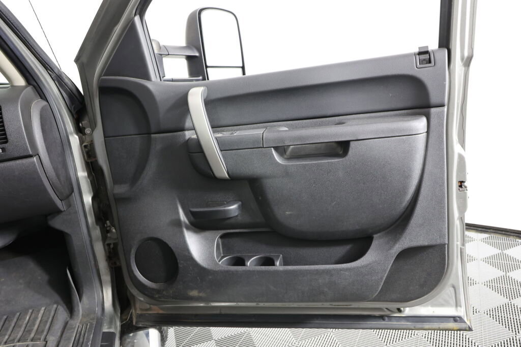 Used 2012 GMC Sierra 2500 SLE w/ SLE Preferred Package image 25