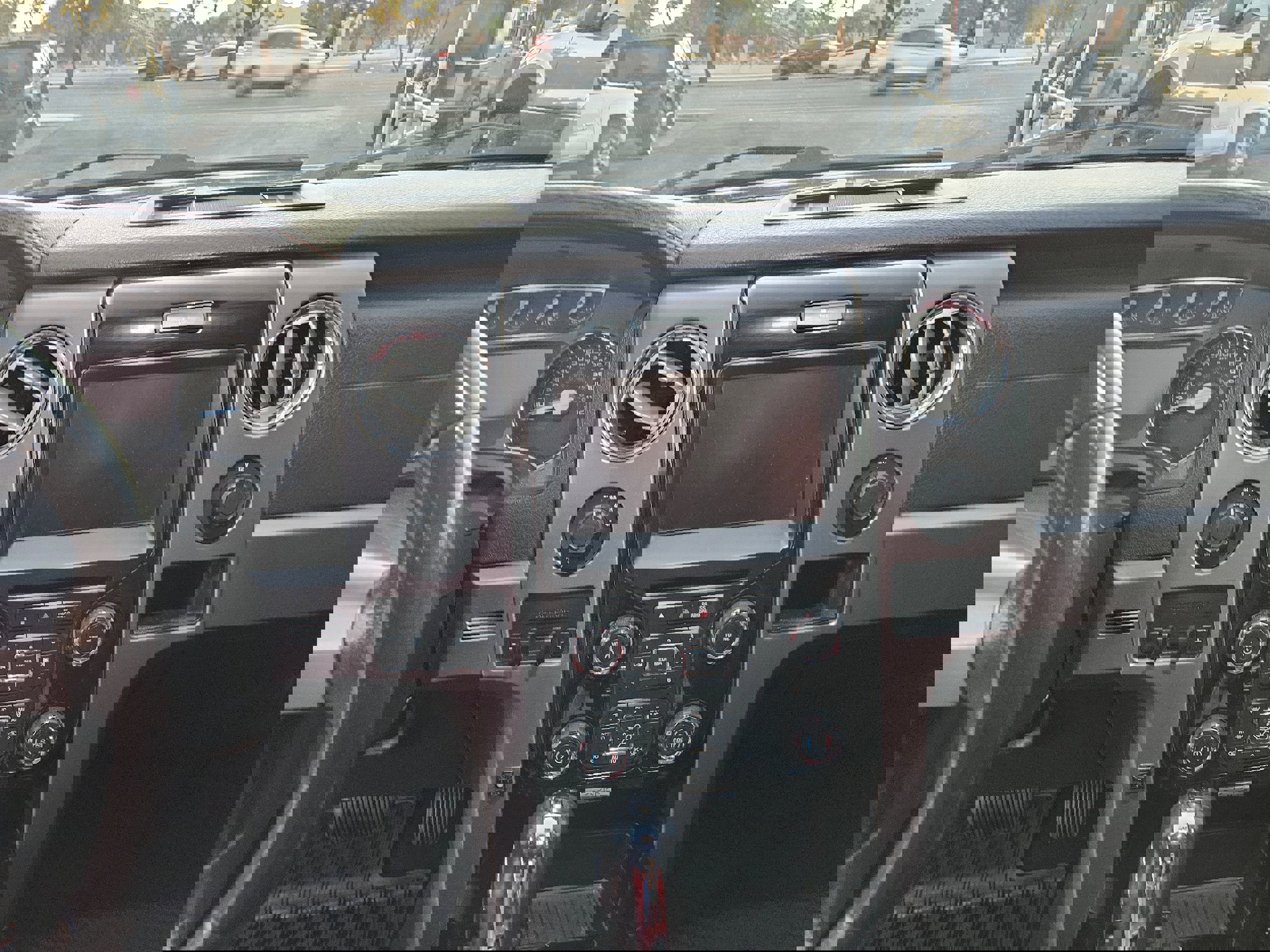 Used 2013 Ford F150 Limited image 19