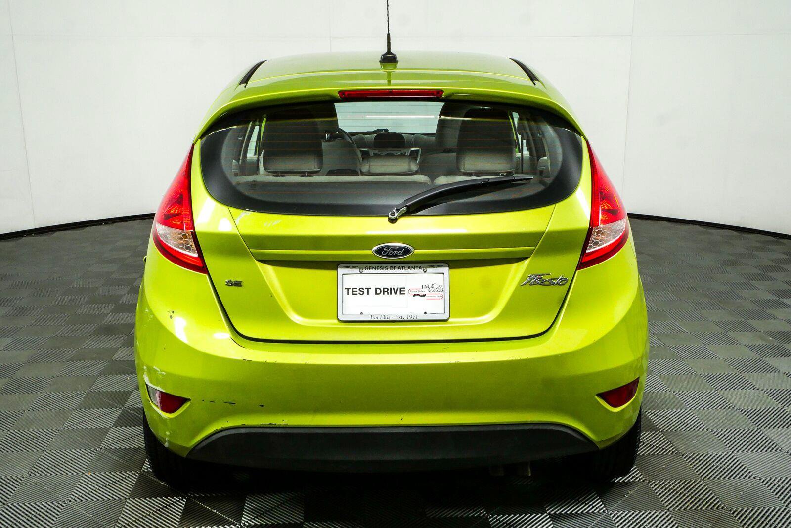 Used 2013 Ford Fiesta SE FWD image 25