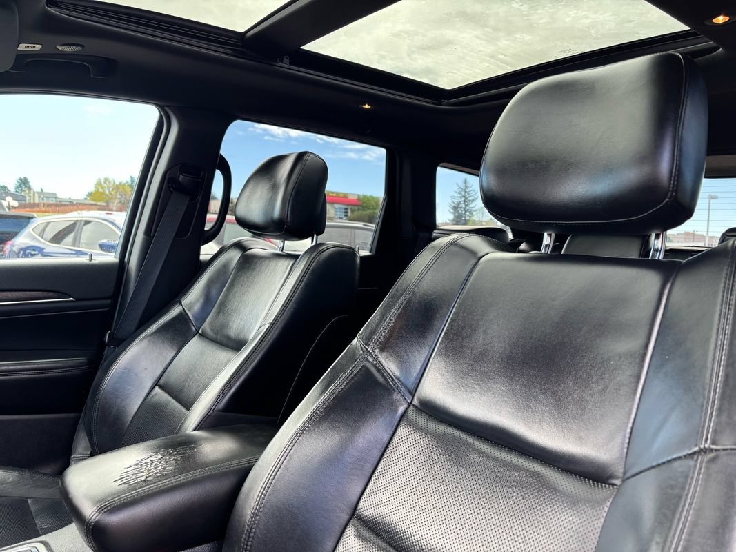 Used 2018 Jeep Grand Cherokee Limited w/ Luxury Group II AWD/4WD image 11