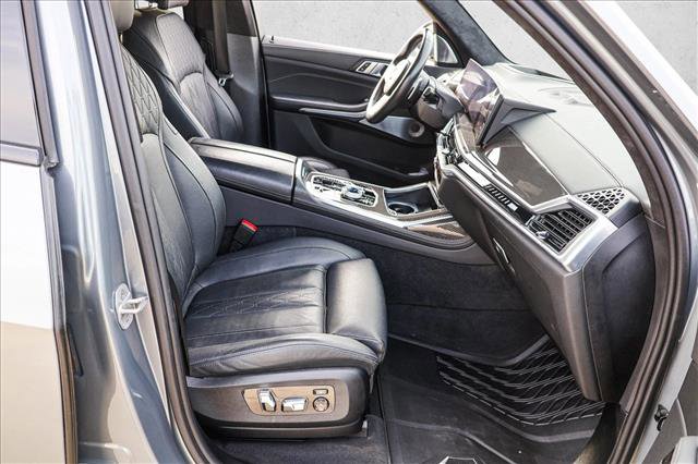 Certified 2024 BMW X7 M60i w/ Executive Package image 27