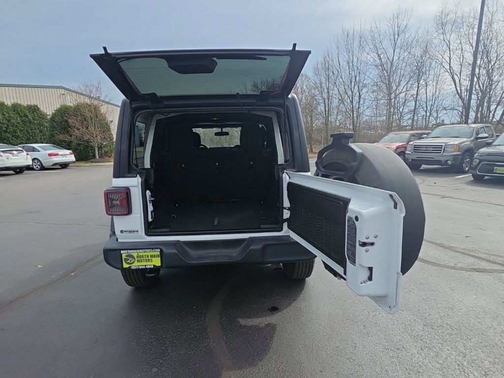 Used 2018 Jeep Wrangler Unlimited Sport S image 33