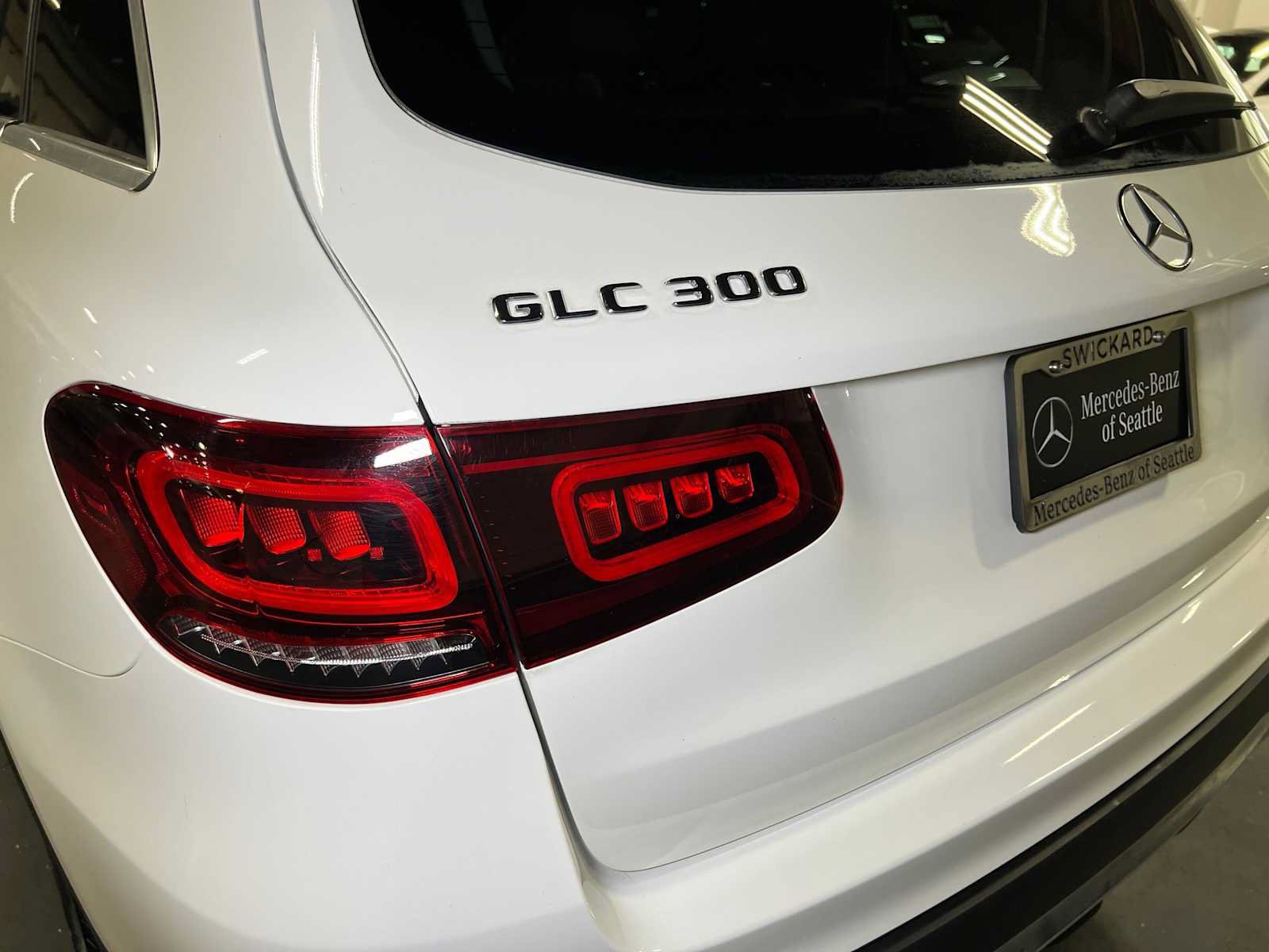 Used 2022 Mercedes-Benz GLC 300 4MATIC image 14