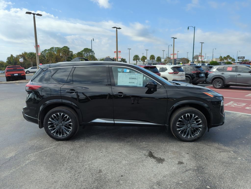New 2026 Nissan Rogue Platinum w/ Platinum Premium Package image 3