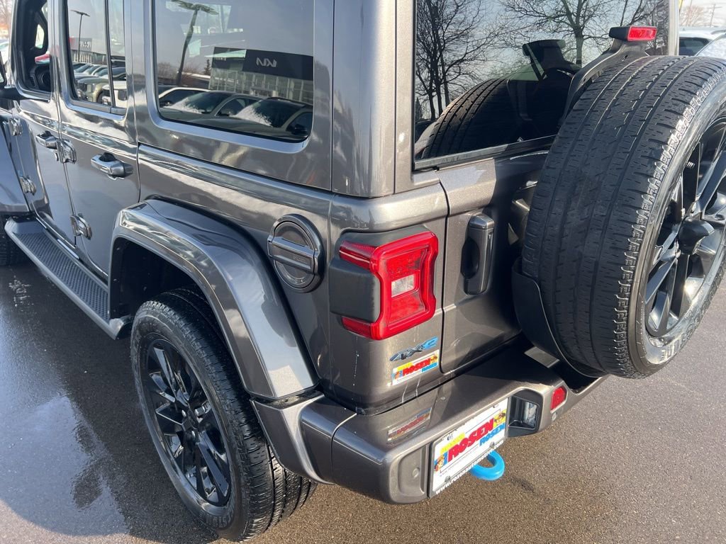 Used 2021 Jeep Wrangler Unlimited Sahara image 32