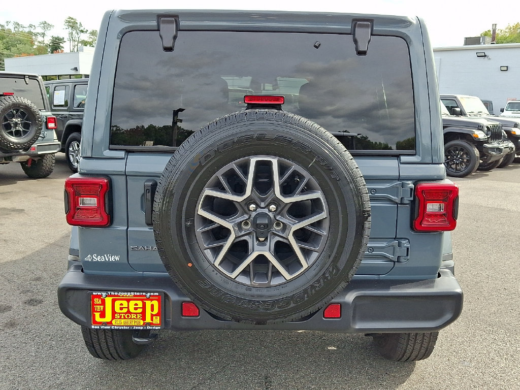 Certified 2026 Jeep Wrangler Unlimited Sahara AWD/4WD image 5