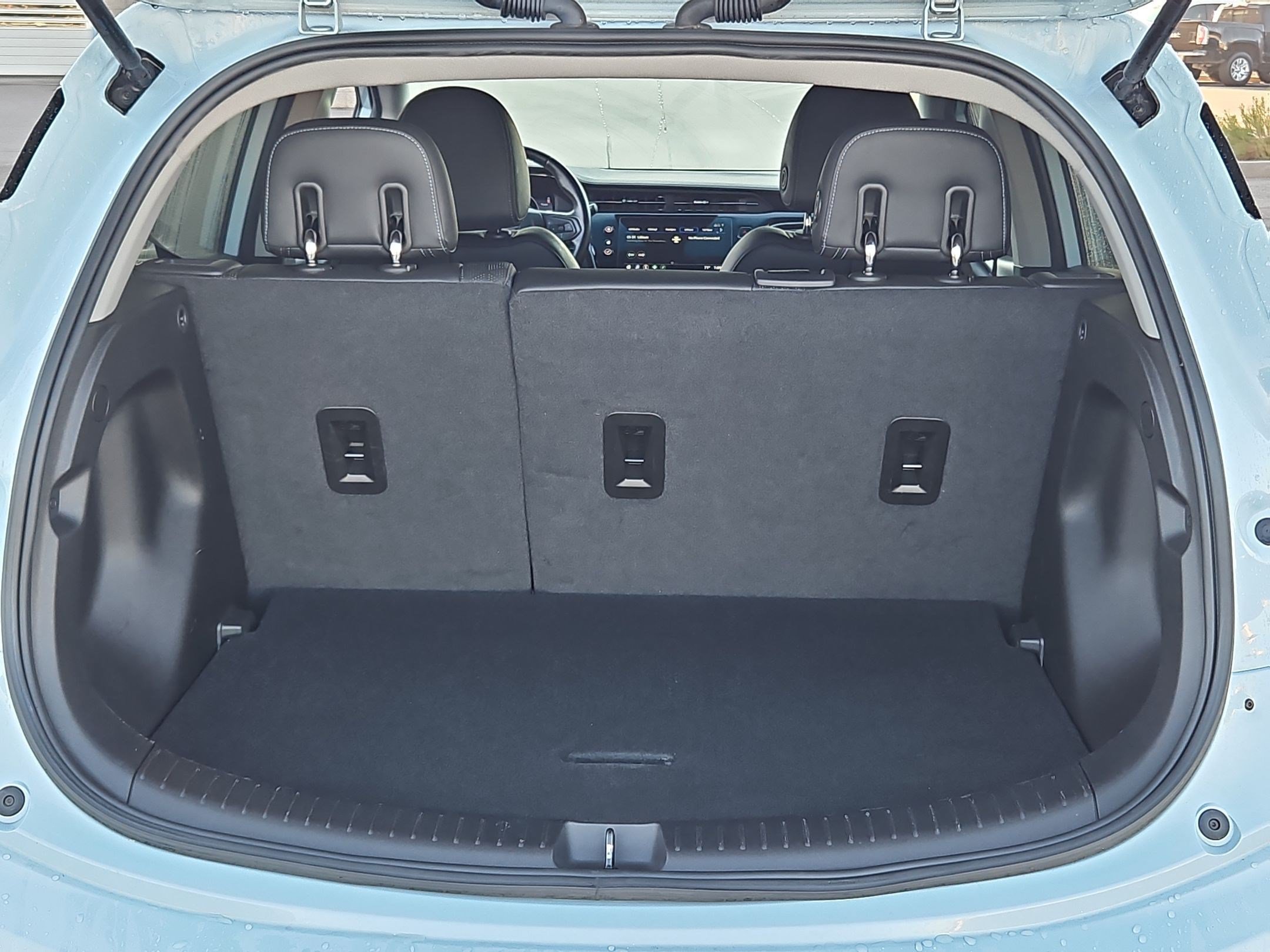 Certified 2023 Chevrolet Bolt LT w/ Infotainment Package FWD image 32
