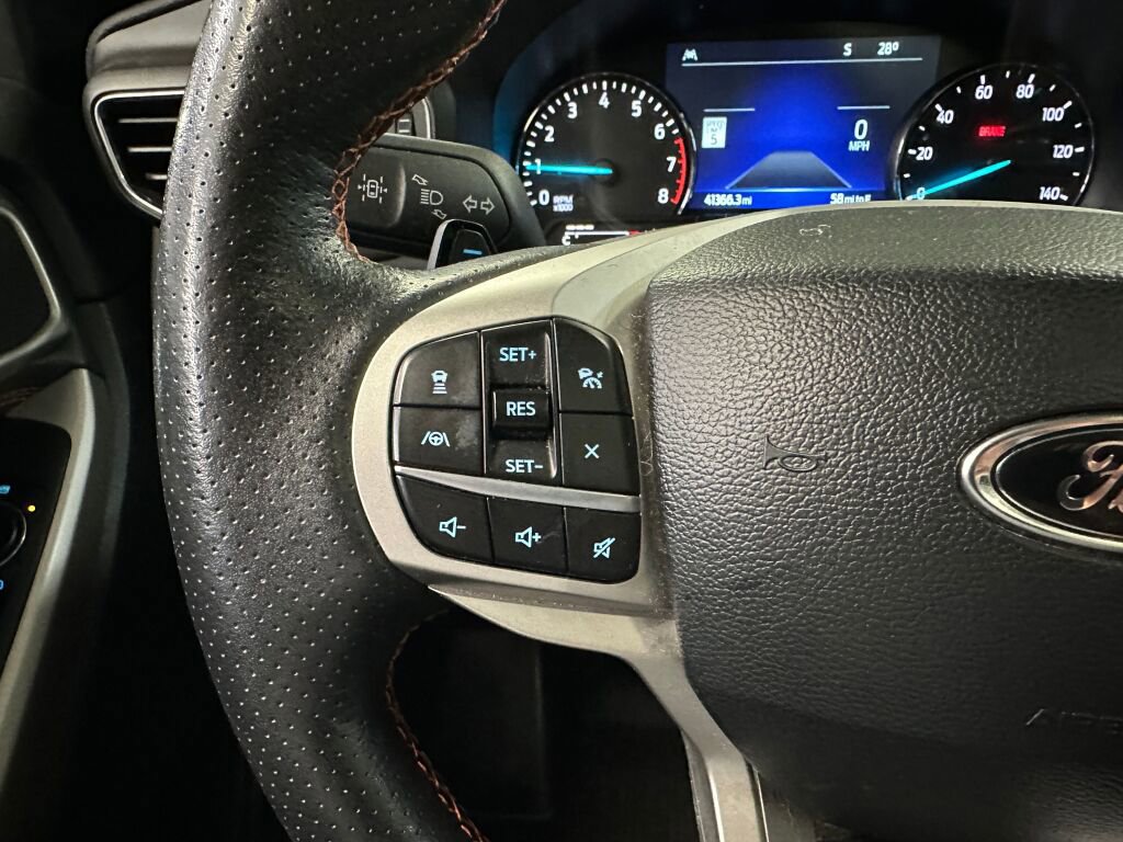 Used 2023 Ford Explorer Timberline image 11