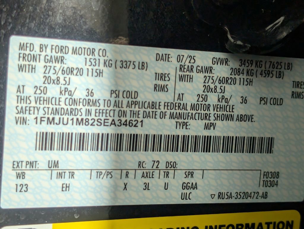 Certified 2025 Ford Expedition Platinum image 32