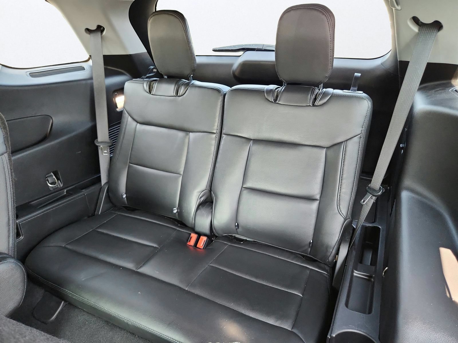 Used 2021 Ford Explorer XLT AWD/4WD image 24