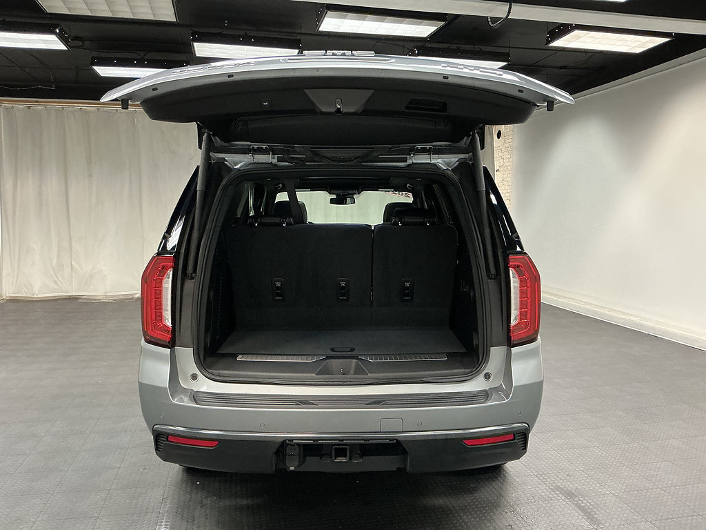 Used 2024 GMC Yukon AT4 AWD/4WD image 27