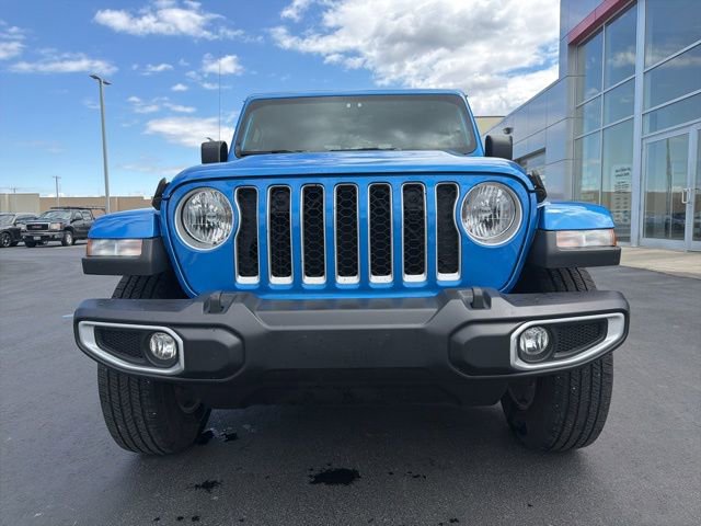 Used 2022 Jeep Gladiator Overland w/ Popular Equipment Package AWD/4WD image 2