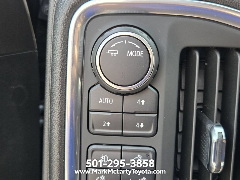 Used 2021 Chevrolet Silverado 1500 RST w/ Convenience Package II AWD/4WD image 24