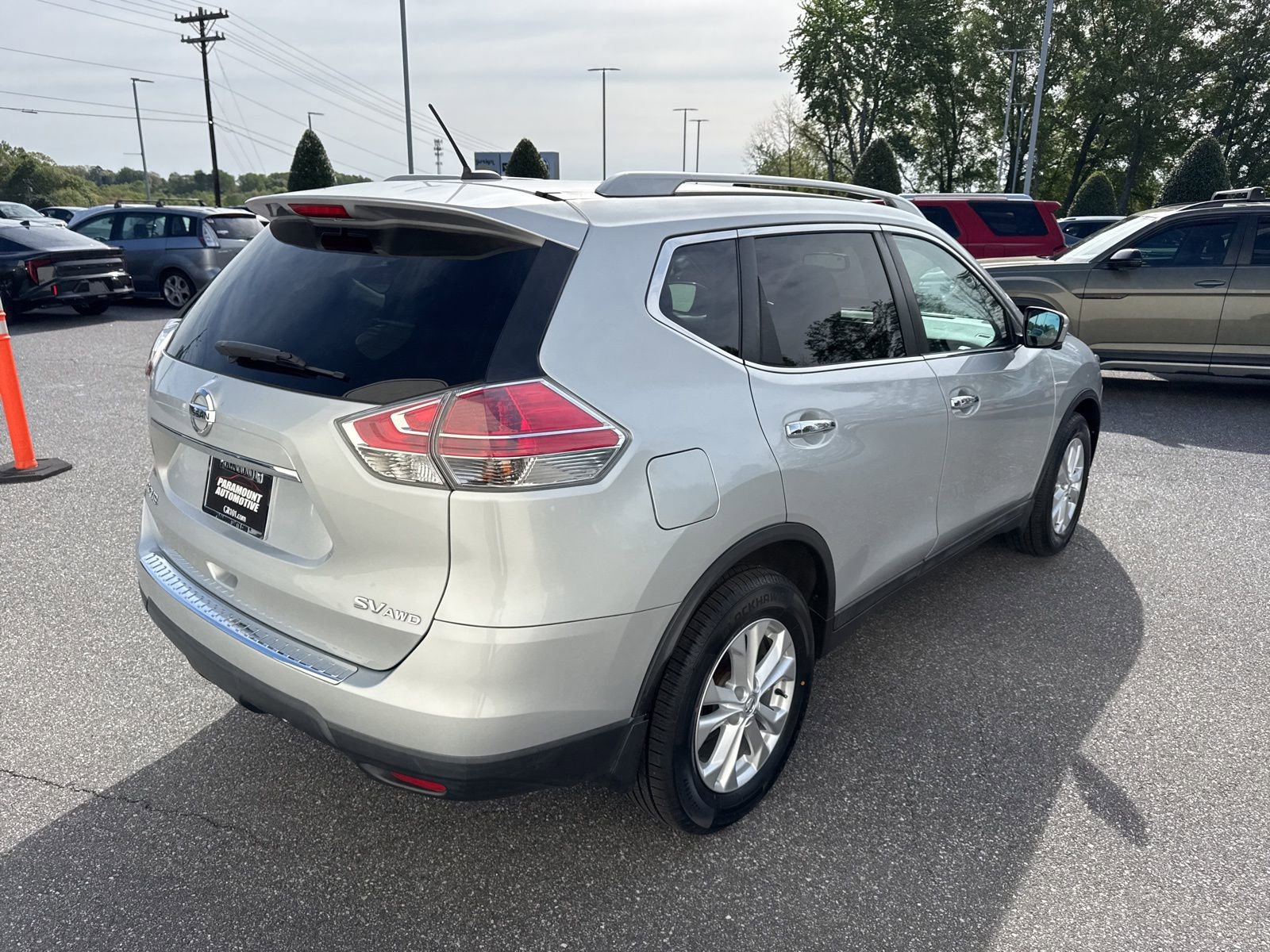 Used 2016 Nissan Rogue SV w/ SV Premium Package AWD/4WD image 7