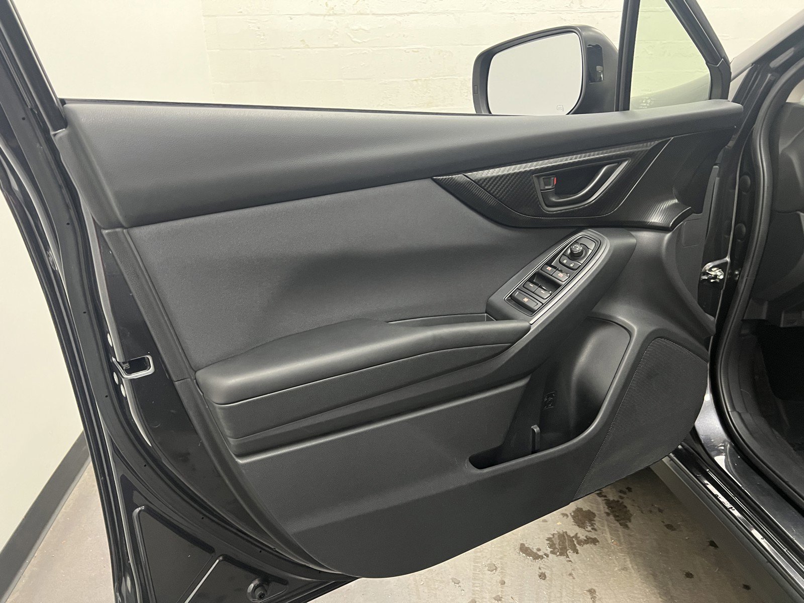 Used 2018 Subaru Crosstrek 2.0i Premium image 21