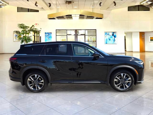 Certified 2026 INFINITI QX60 Pure w/ Cargo Package AWD/4WD image 4
