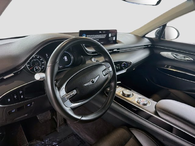 Used 2025 Genesis GV70 2.5T AWD/4WD image 9