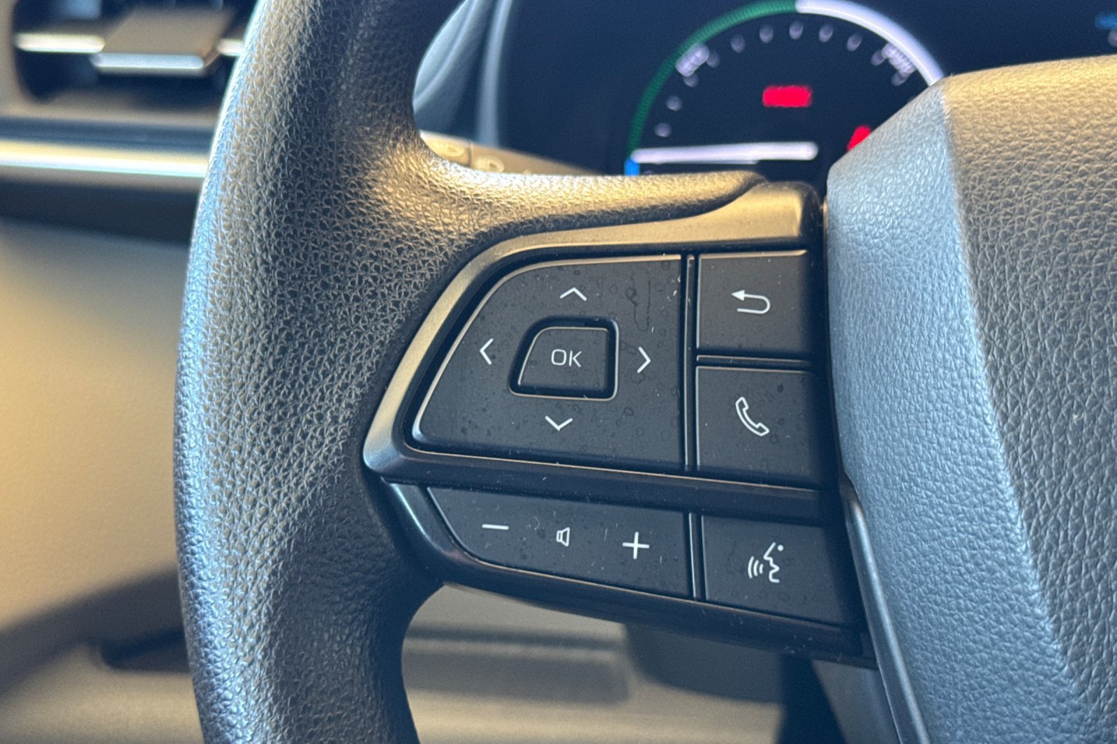 Certified 2024 Toyota Sienna LE AWD/4WD image 30