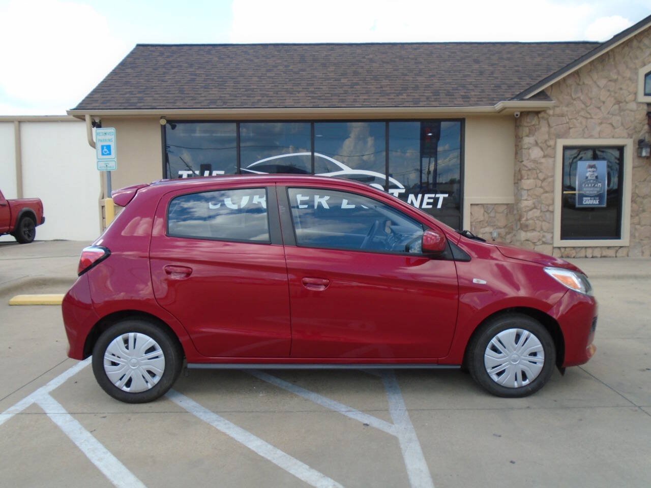 Used 2024 Mitsubishi Mirage ES FWD image 5