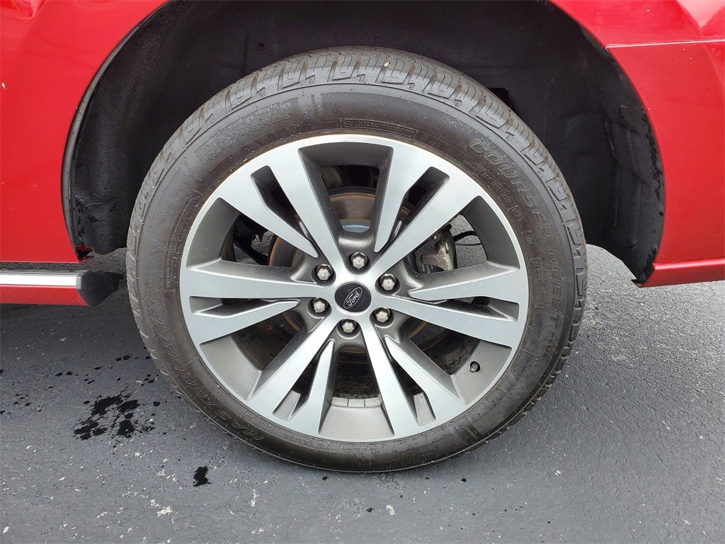 Used 2021 Ford Expedition Platinum image 34