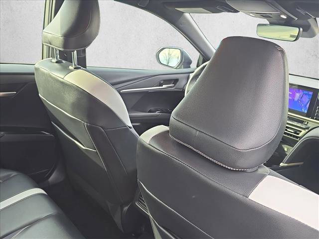 Used 2025 Toyota Camry SE image 22
