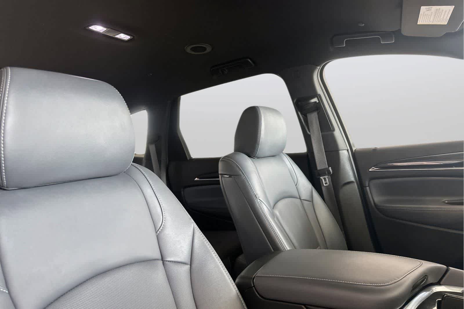 Used 2024 Buick Enclave Premium AWD/4WD image 19