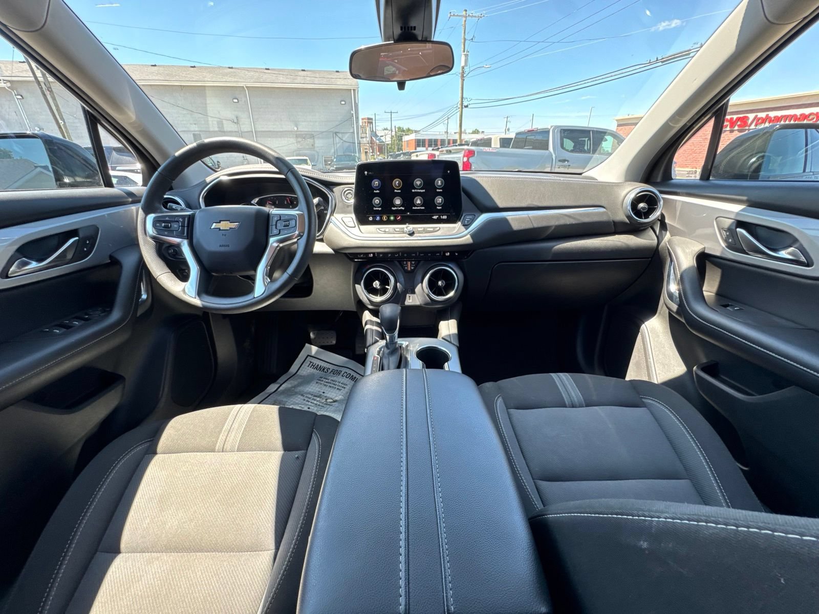 Used 2025 Chevrolet Blazer LT FWD image 17