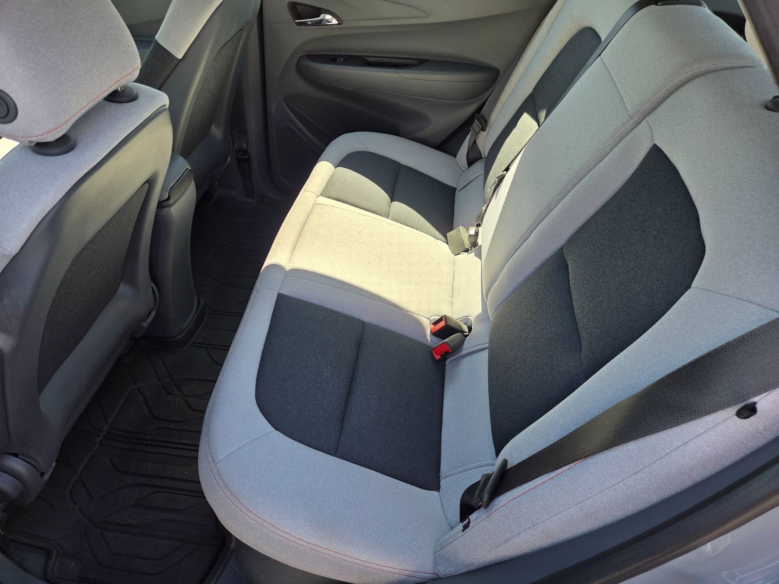 Used 2020 Chevrolet Bolt LT image 11