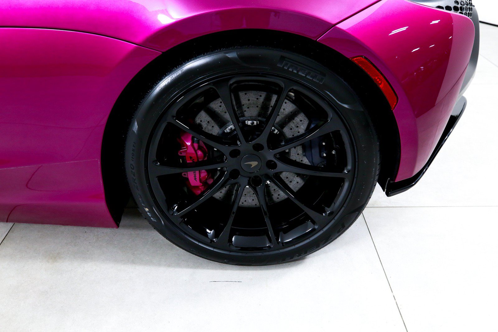 New 2026 McLaren Artura Spider RWD image 27