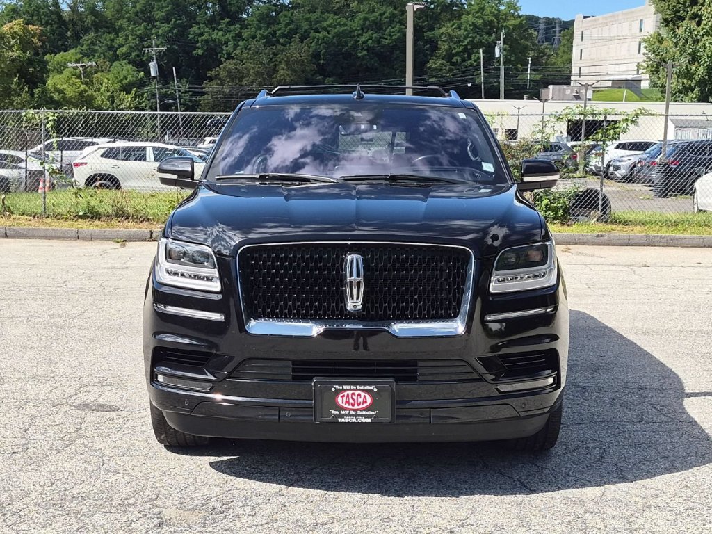 Used 2020 Lincoln Navigator L Reserve w/ Equipment Group 208A Reserve AWD/4WD image 13