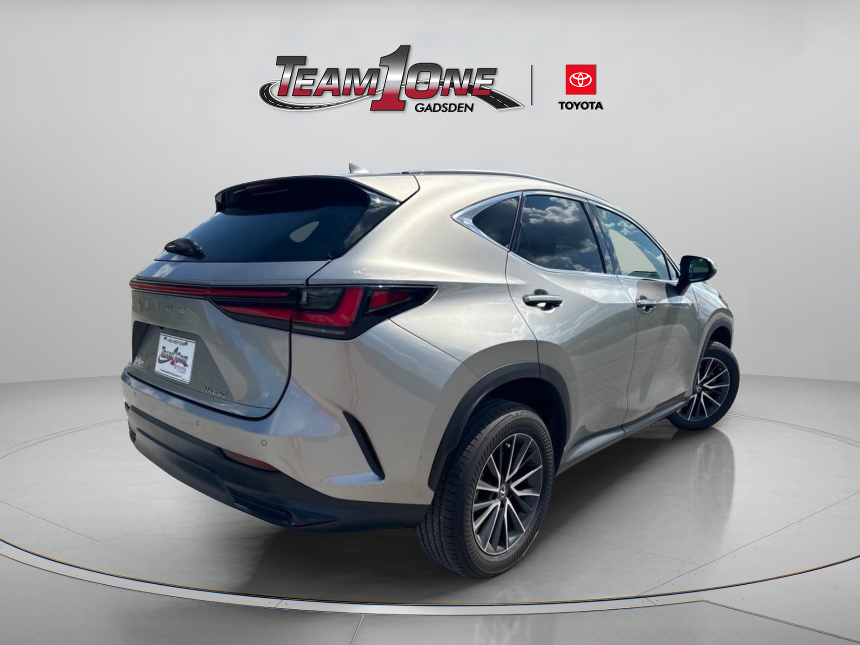 Used 2024 Lexus NX 250 FWD w/ Cold Area Package image 7