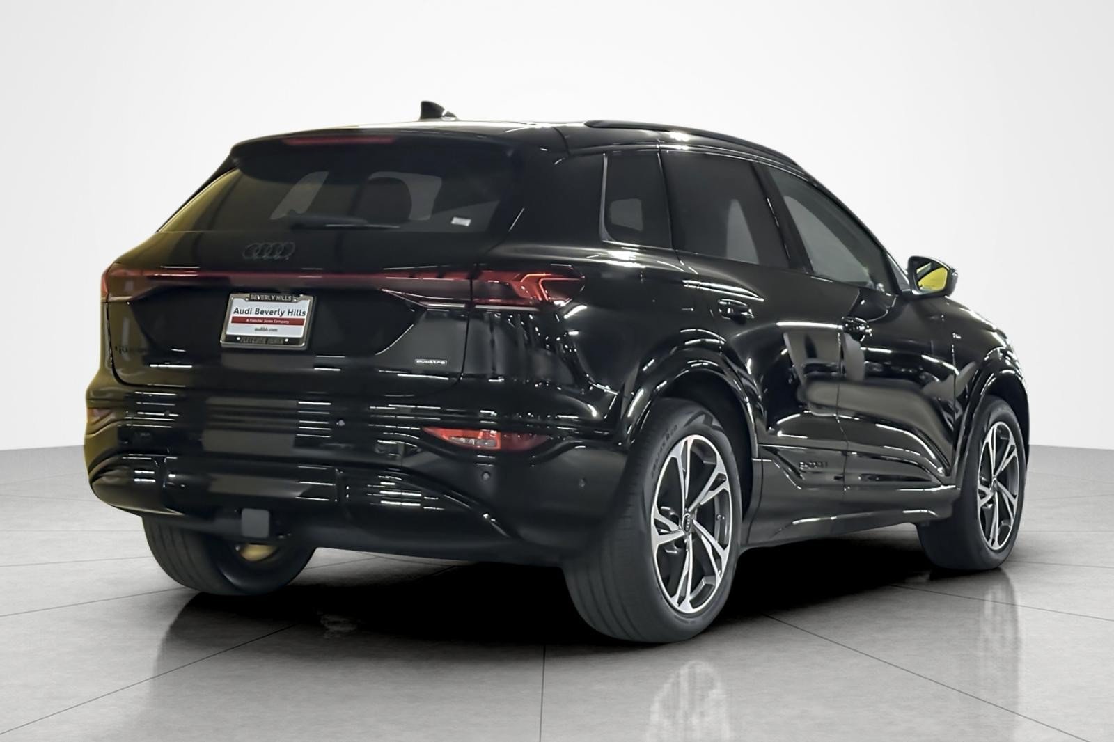 New 2027 Audi Q6 e-tron Premium Plus AWD/4WD image 6