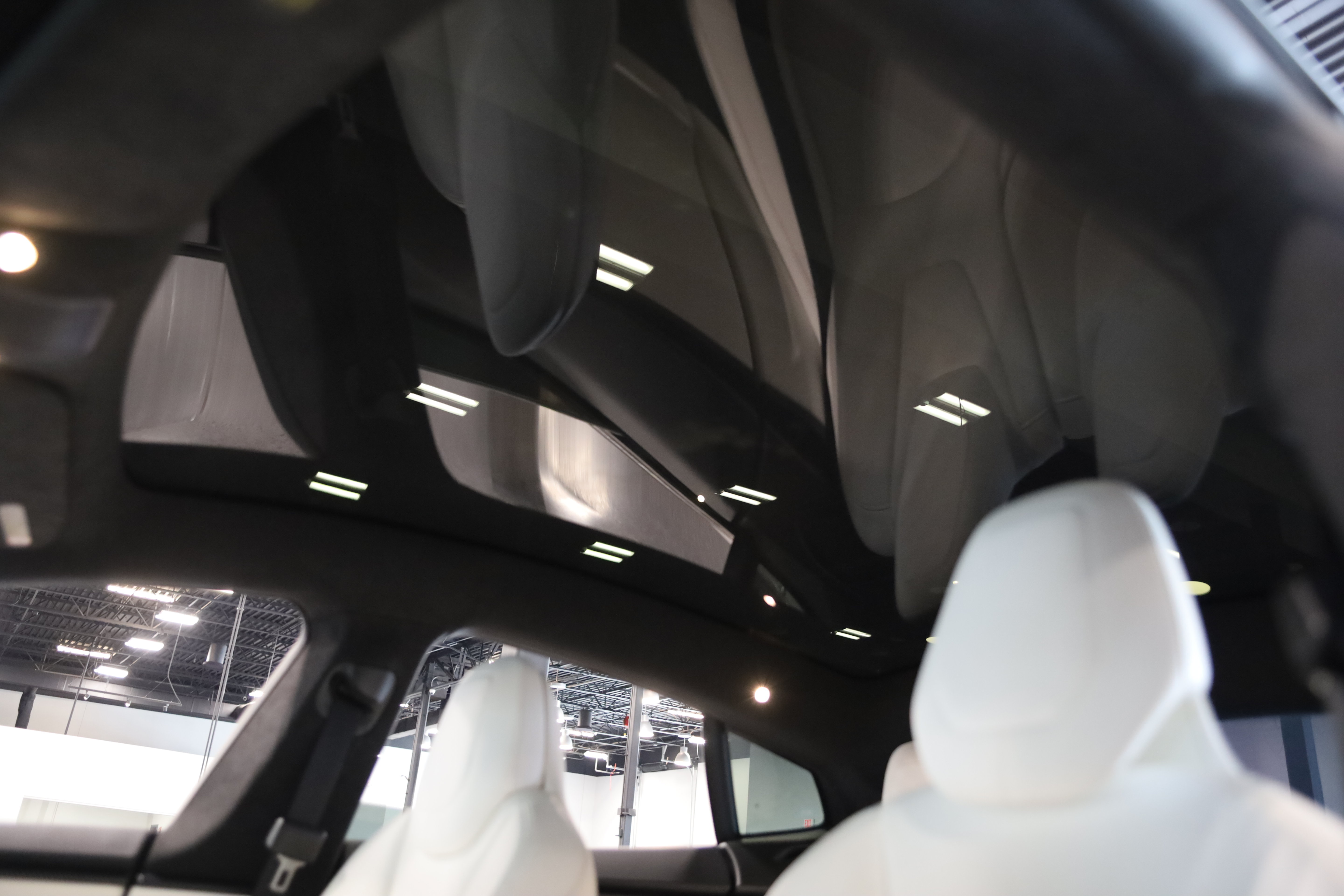Used 2019 Tesla Model S Long Range AWD/4WD image 32