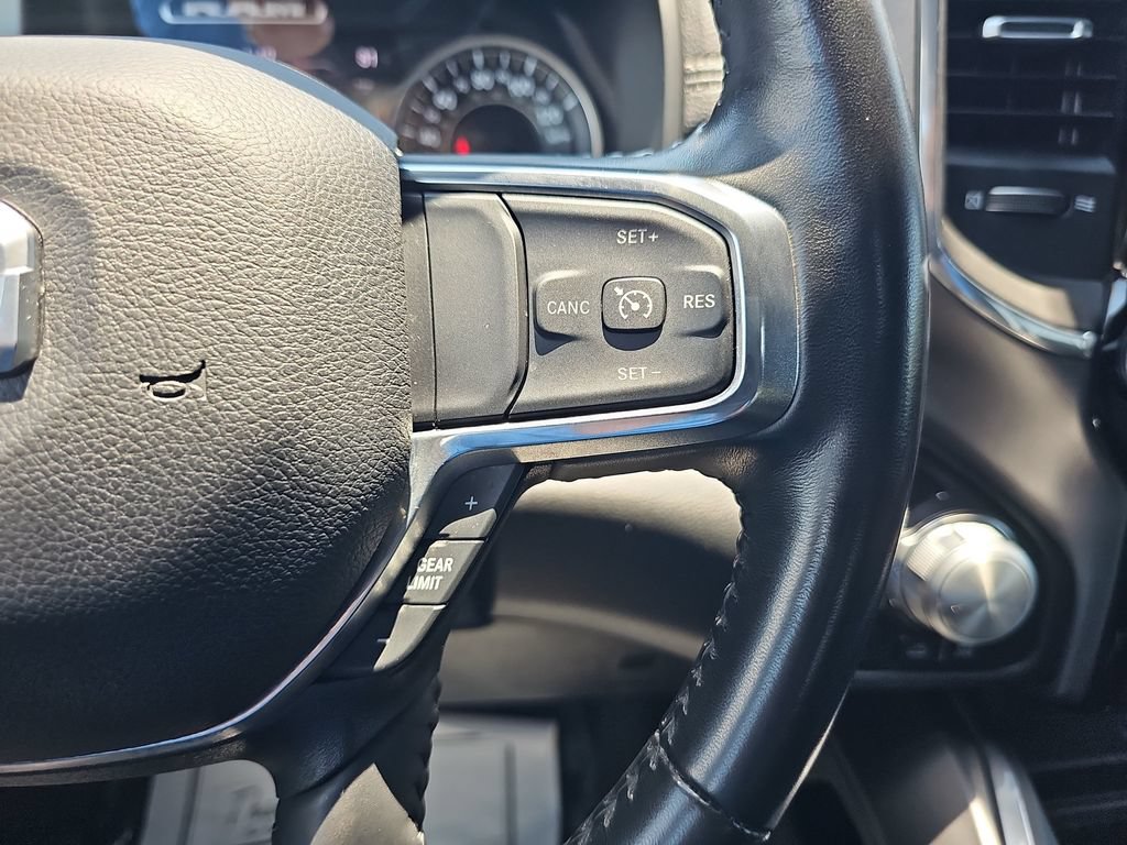 Used 2024 RAM 1500 Laramie AWD/4WD image 18