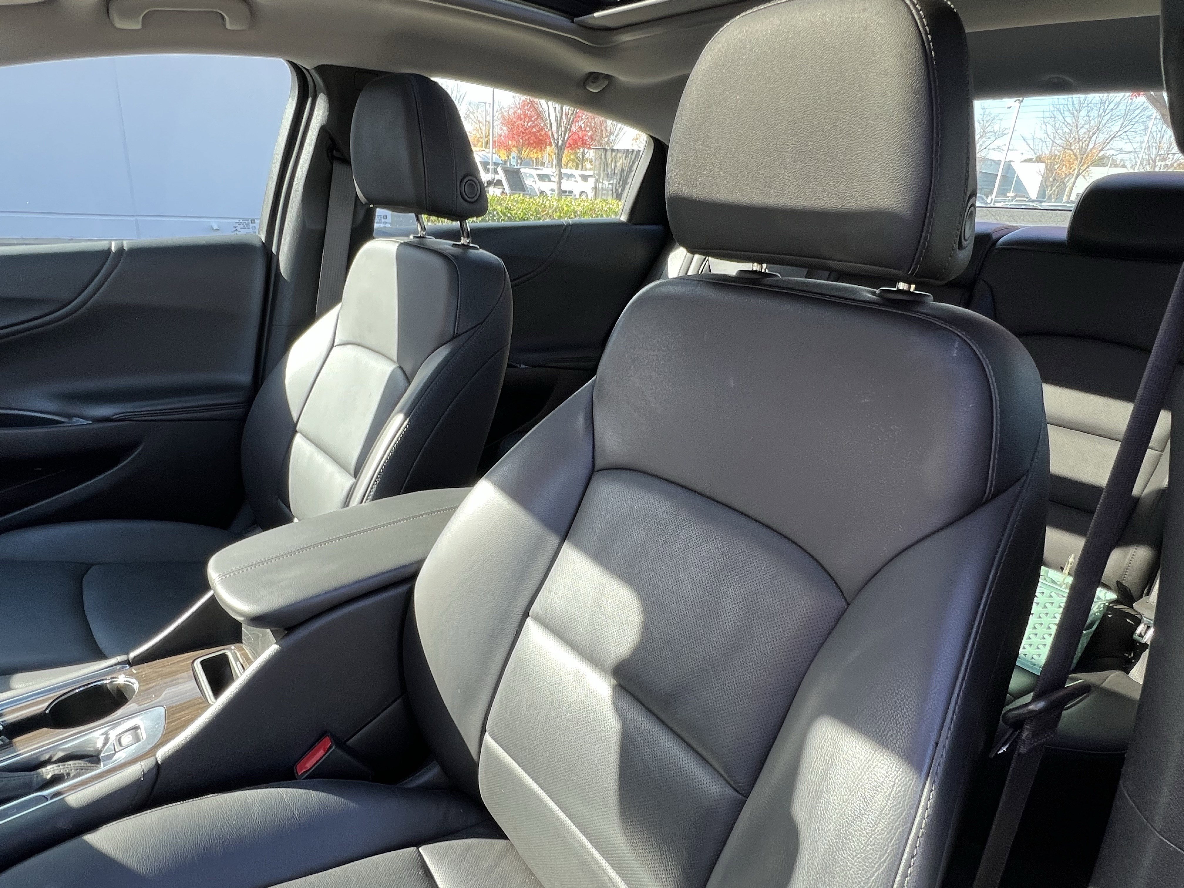 Used 2023 Chevrolet Malibu LT image 16