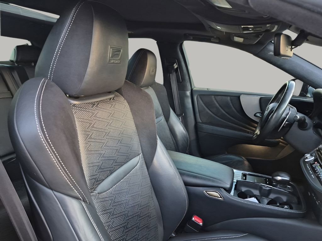 Used 2018 Lexus LS 500 F Sport w/ Accessory Package (Z2) image 15
