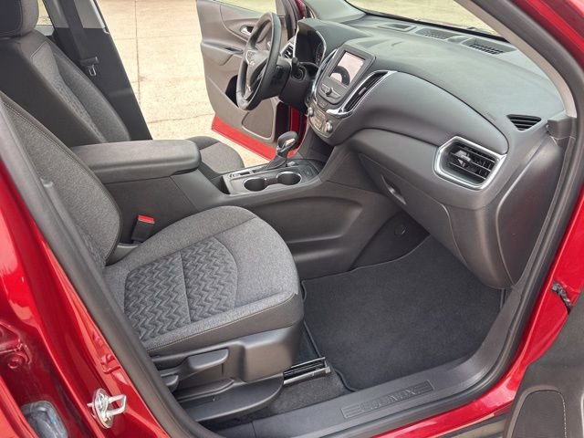 Used 2024 Chevrolet Equinox LT image 22