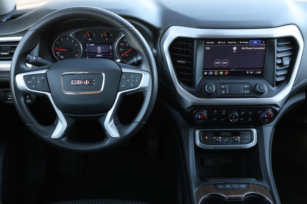 Used 2023 GMC Acadia SLE w/ Driver Convenience Package image 13