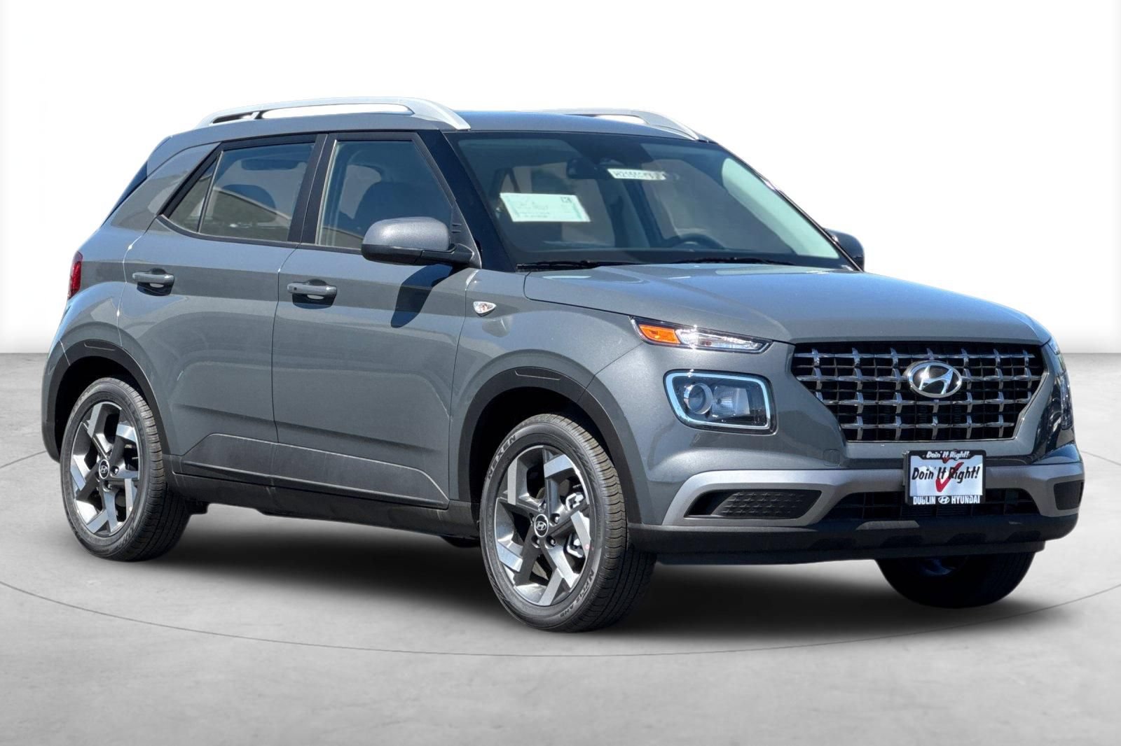 New 2026 Hyundai Venue SEL FWD image 8