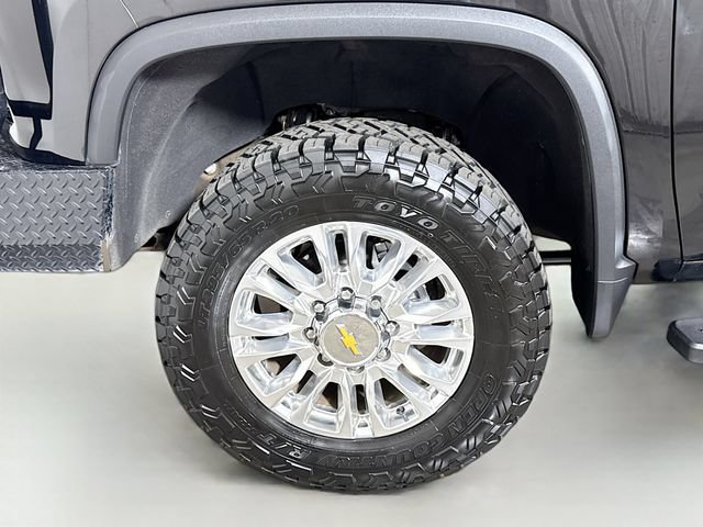 Used 2023 Chevrolet Silverado 3500 High Country w/ LPO, Hitch Package AWD/4WD image 29